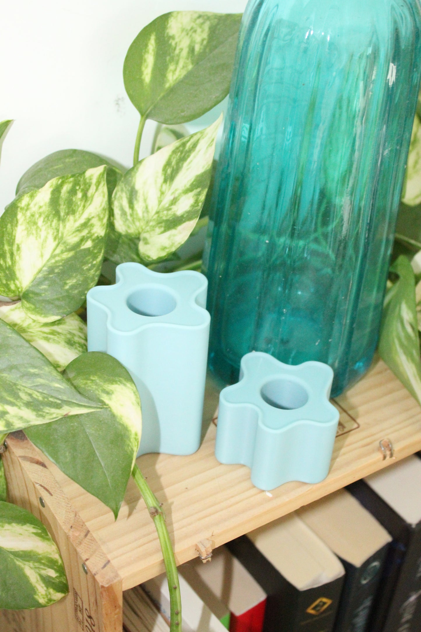 Lot de deux bougeoirs bleu pastel, objets déco imprimés en 3D, artisanat francais, slow design, matériau végétal recyclé