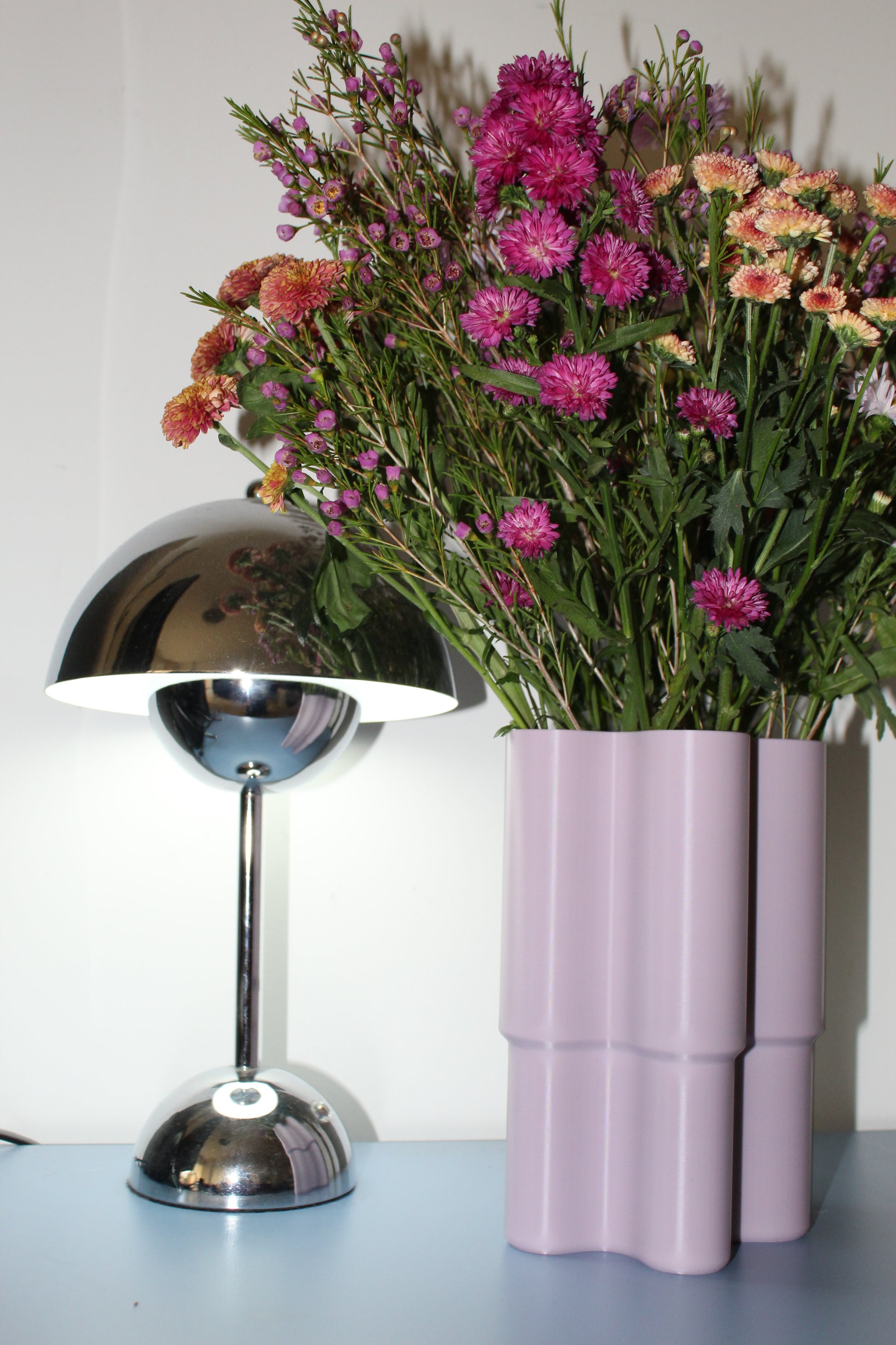 Maxi vase violet pastel design, objet déco, fleurs colorés, impression 3D, artisanat francais, écoresponsable, slow design, matériau végétal recyclé