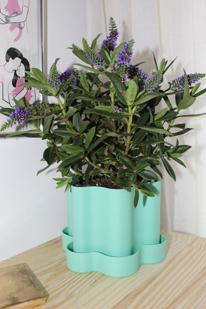 Pot de fleur vert pastel design, objet déco, plante, impression 3D, artisanat francais, écoresponsable, slow design, matériau végétal recyclé