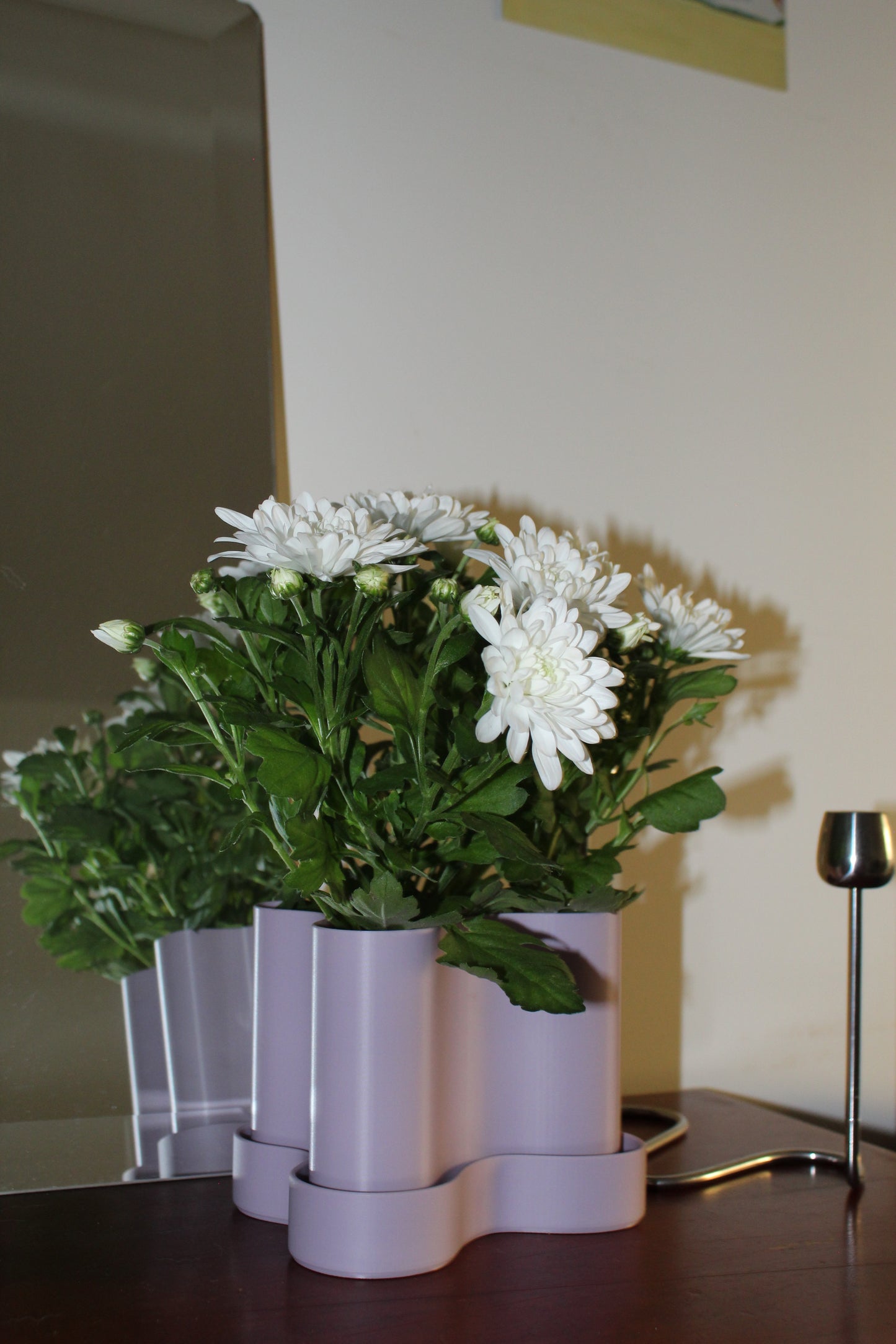 Pot de fleur violet design, objet déco, plante, impression 3D, artisanat francais, écoresponsable, slow design, matériau végétal recyclé